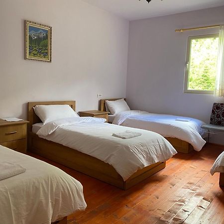 Vita Guesthouse Bajram Curri Eksteriør billede