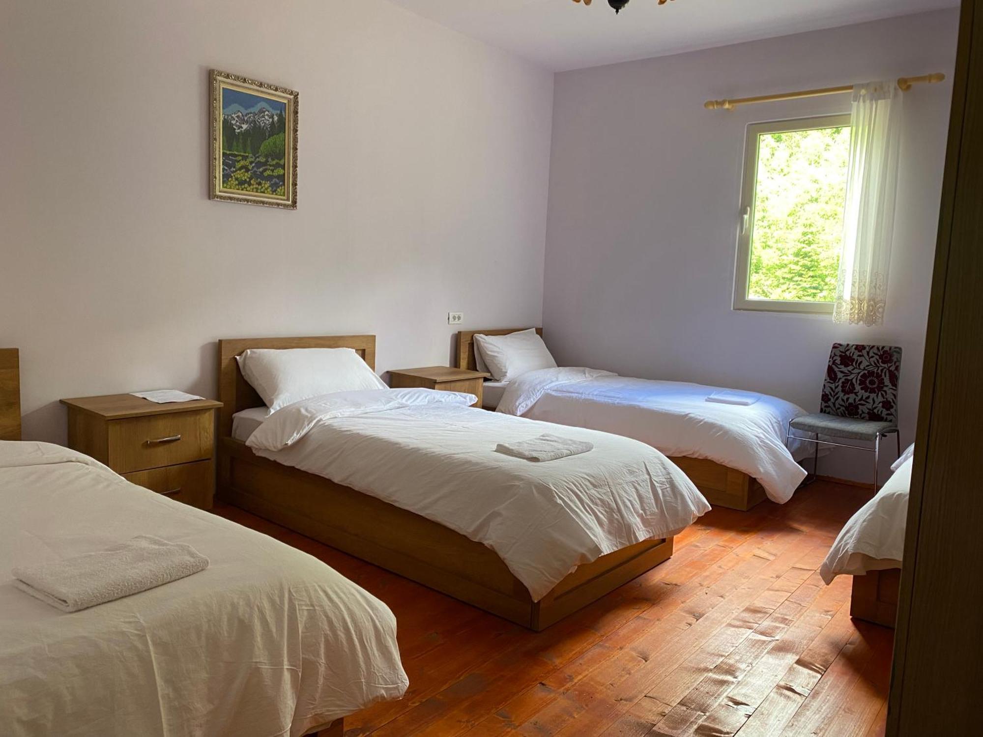 Vita Guesthouse Bajram Curri Eksteriør billede